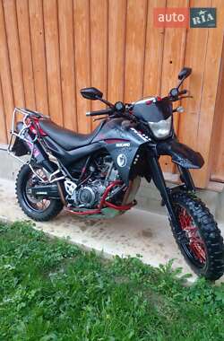 Мотоцикл Супермото (Motard) Yamaha XT 660 2010 в 