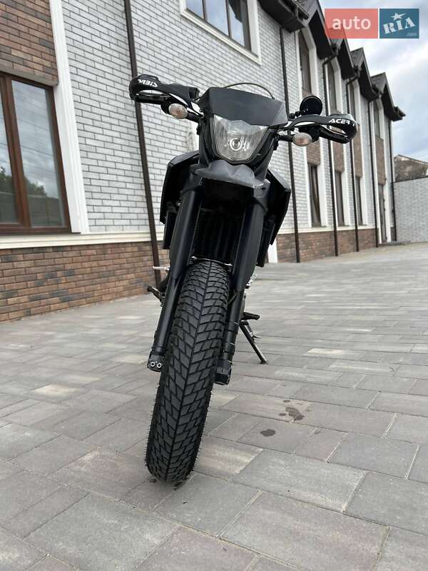 Мотоцикл Супермото (Motard) Yamaha XT 2007 в Балте