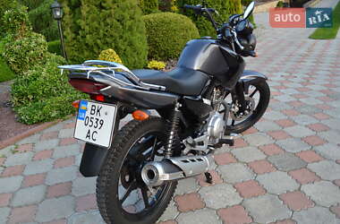 Мотоцикл Классік Yamaha YBR125 2014 в Рівному