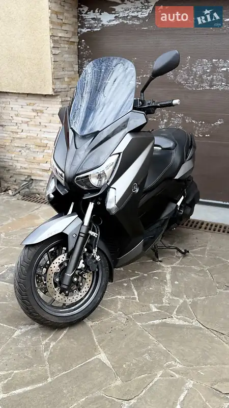 Yamaha YP 2016