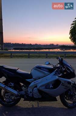 Спортбайк Yamaha YZF 1000R 2002 в Бару