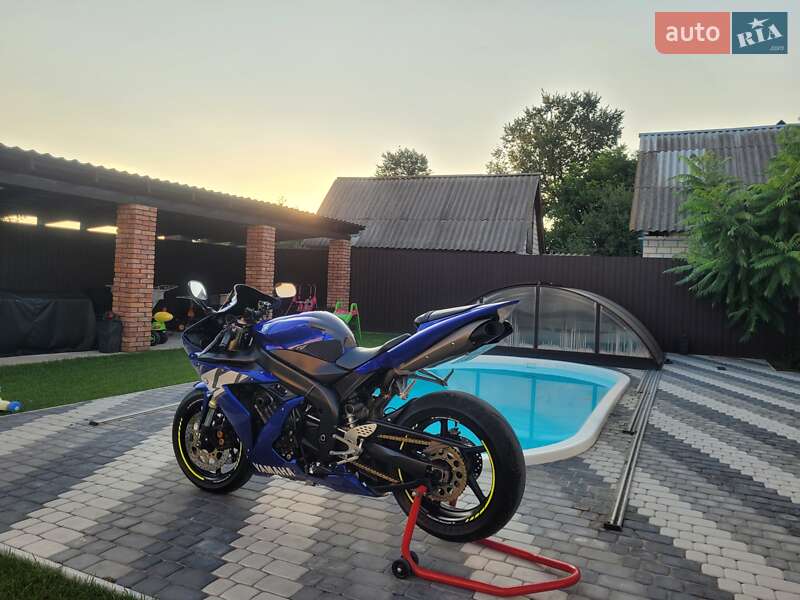 Спортбайк Yamaha YZF 1000R 2004 в Каневі