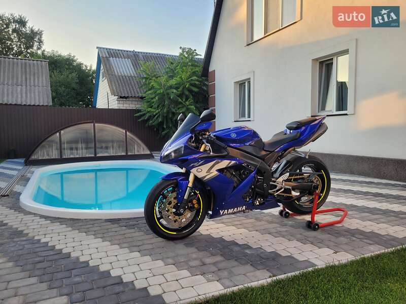 Спортбайк Yamaha YZF 1000R 2004 в Каневі