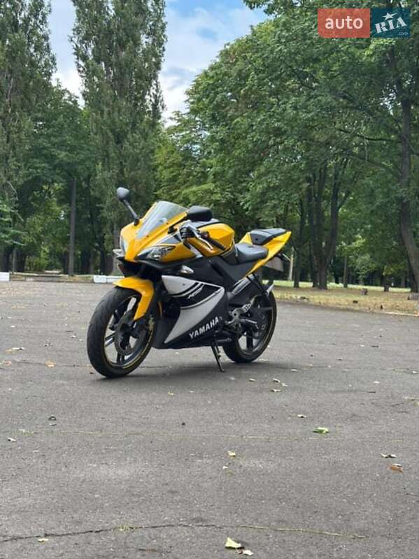 Спортбайк Yamaha YZF R-125 2008 в Новоукраинке