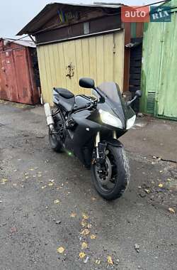 Спортбайк Yamaha YZF R1 2004 в Киеве