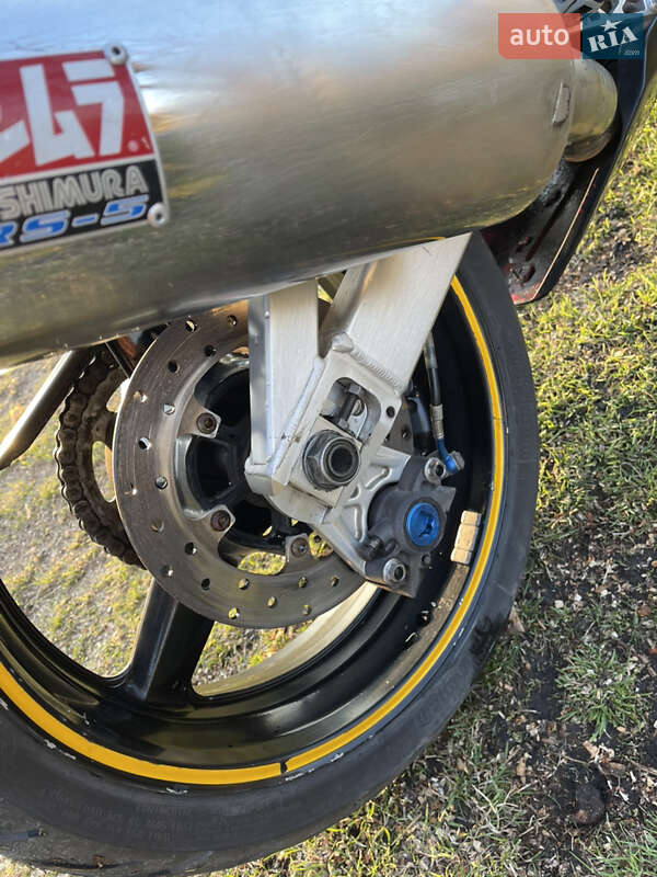 Спортбайк Yamaha YZF R1 1998 в Львове фото 15 Спортбайк Yamaha YZF R1 1998 в Львове