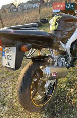 Спортбайк Yamaha YZF R1 1998 в 