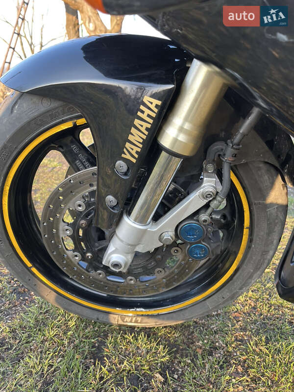Спортбайк Yamaha YZF R1 1998 в Львове фото 20 Спортбайк Yamaha YZF R1 1998 в Львове