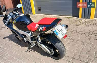Спортбайк Yamaha YZF R1 1998 в 