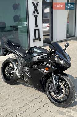 Спортбайк Yamaha YZF R1 2007 в 