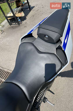 Спортбайк Yamaha YZF R1 2023 в 