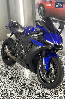 Спортбайк Yamaha YZF R1 2016 в 
