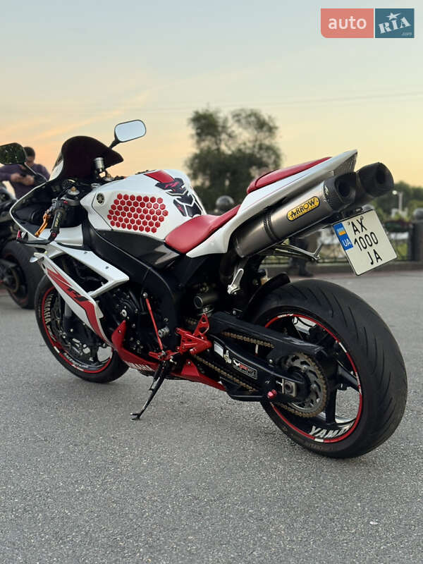 Спортбайк Yamaha YZF R1 2007 в Харькове фото 4 Спортбайк Yamaha YZF R1 2007 в Харькове