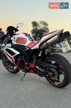 Спортбайк Yamaha YZF R1 2007 в 