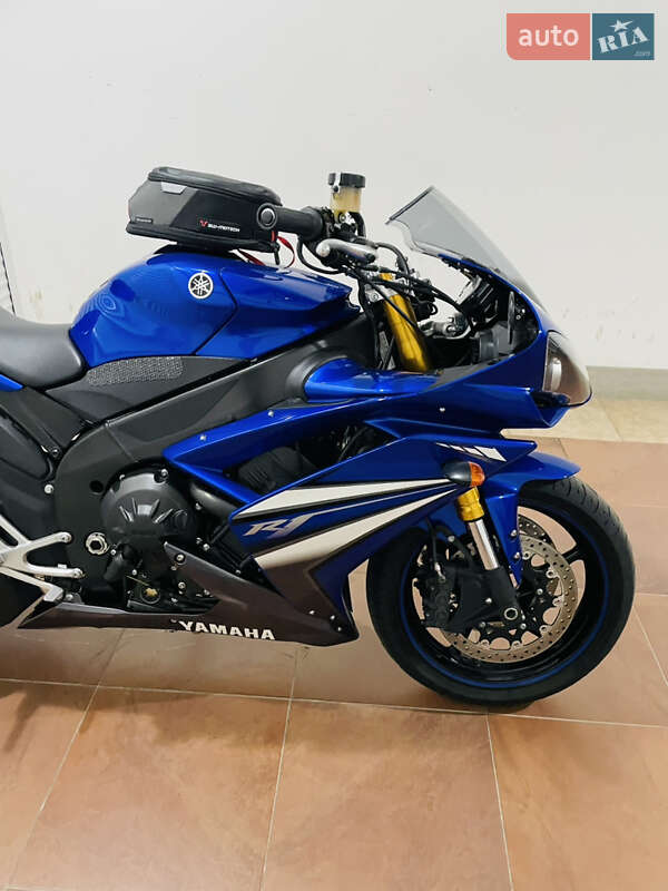 Спортбайк Yamaha YZF R1 2008 в Киеве
