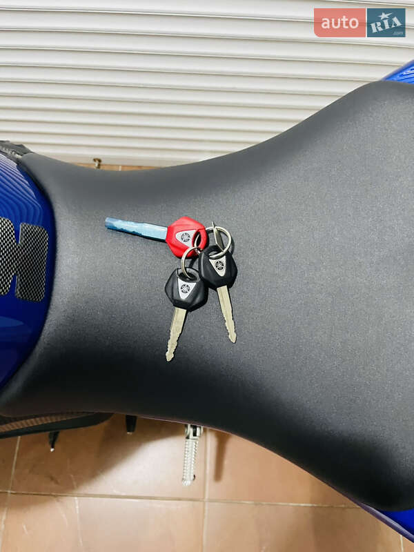 Спортбайк Yamaha YZF R1 2008 в Киеве