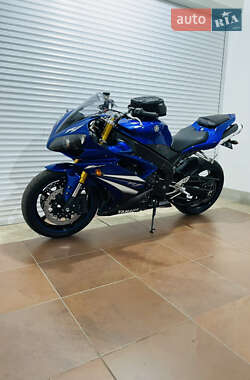 Спортбайк Yamaha YZF R1 2008 в 