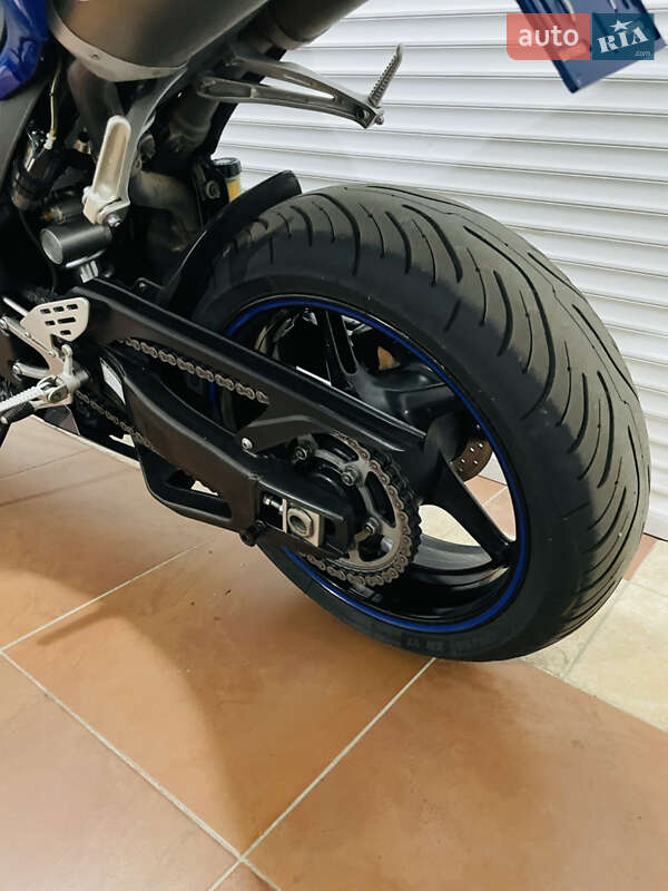 Спортбайк Yamaha YZF R1 2008 в Киеве