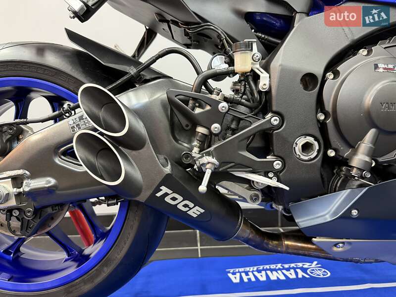 Спортбайк Yamaha YZF R1 2022 в Кропивницком