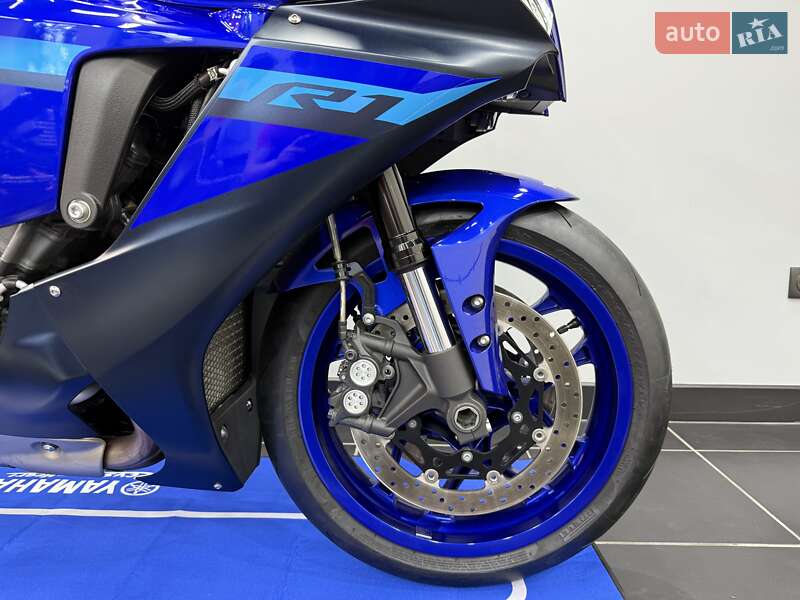 Спортбайк Yamaha YZF R1 2022 в Кропивницком