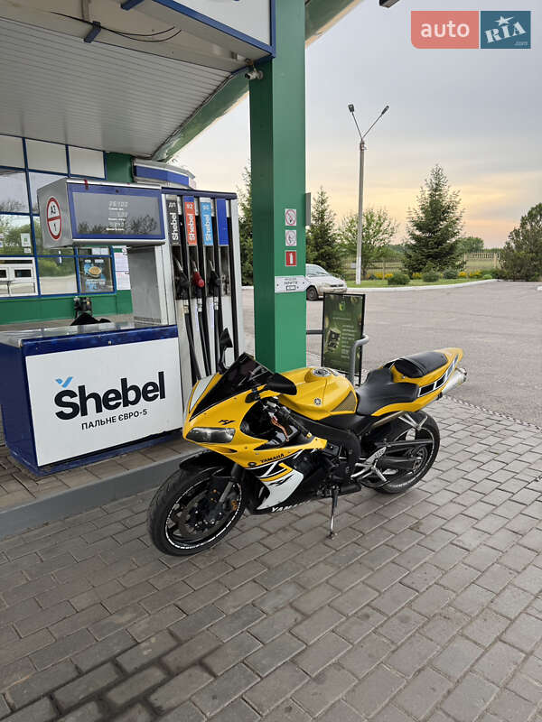 Спортбайк Yamaha YZF R1 2005 в Богодухіву
