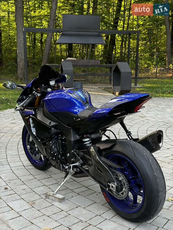 Спортбайк Yamaha YZF R1 2019 в Золочеві