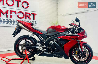 Спортбайк Yamaha YZF R1 2004 в Одессе