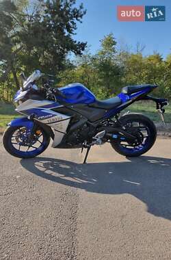 Спортбайк Yamaha YZF-R25 2015 в Дніпрі