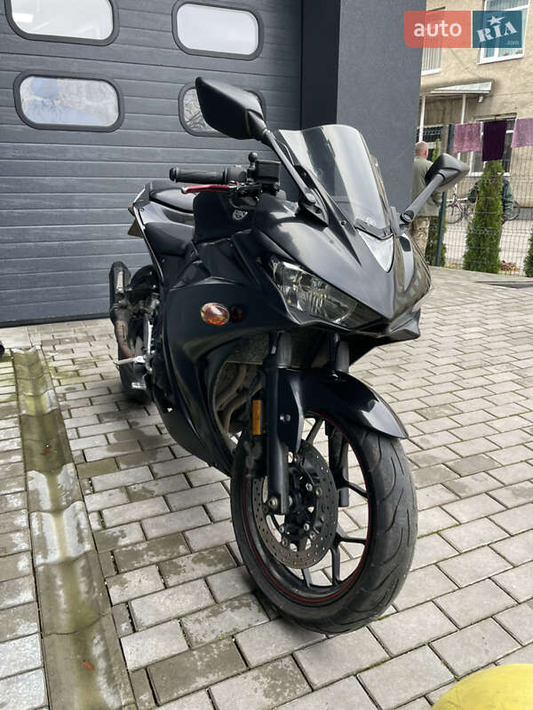 Спортбайк Yamaha YZF-R3 2015 в Луцьку фото 5 Спортбайк Yamaha YZF-R3 2015 в Луцьку