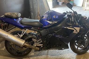 Спортбайк Yamaha YZF R6 2004 в Старому Самборі