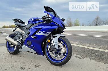 Спортбайк Yamaha YZF R6 2020 в Киеве