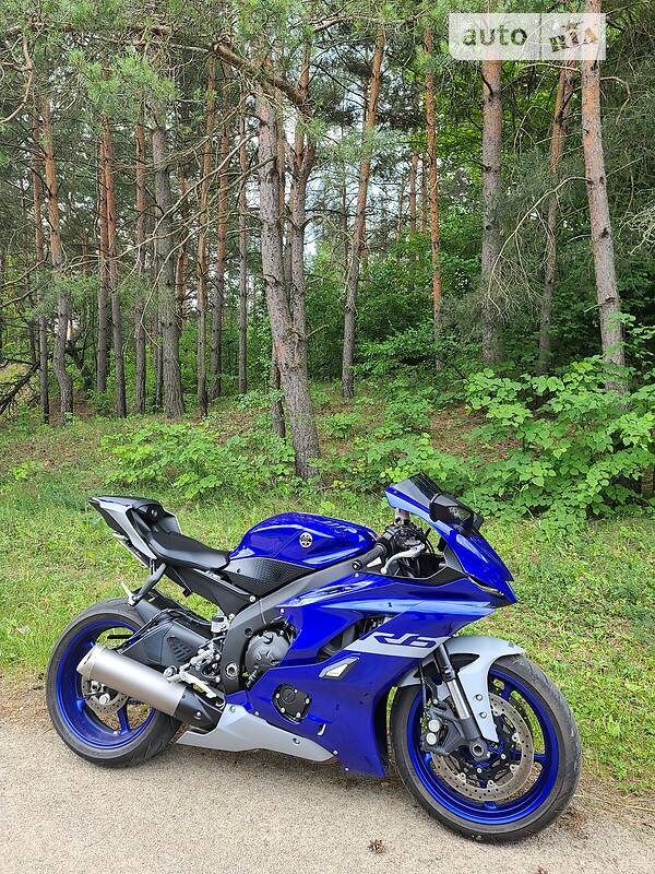 Спортбайк Yamaha YZF R6 2020 в Киеве