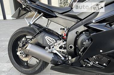 Спортбайк Yamaha YZF R6 2006 в Киеве