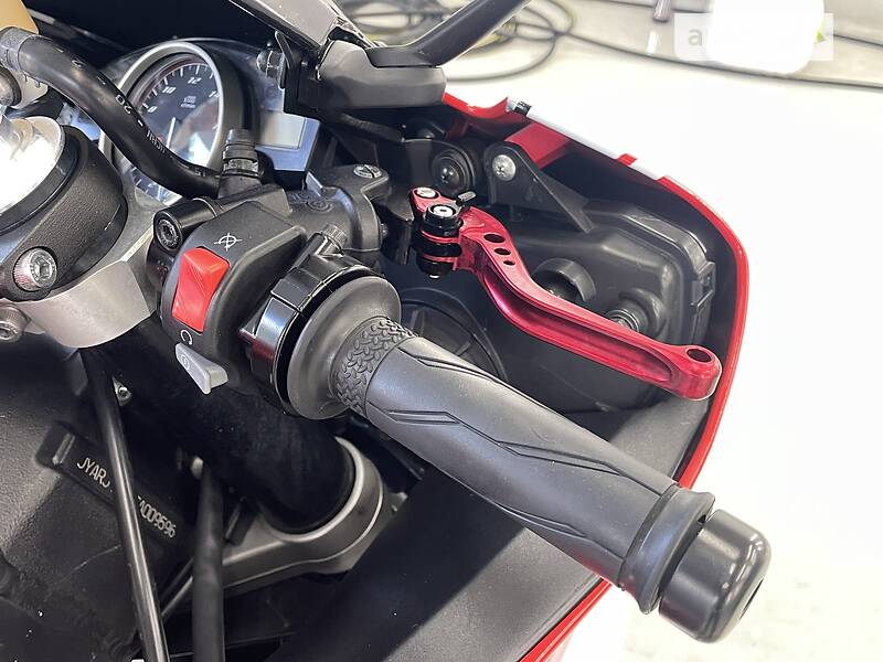 Спортбайк Yamaha YZF R6 2015 в Одессе