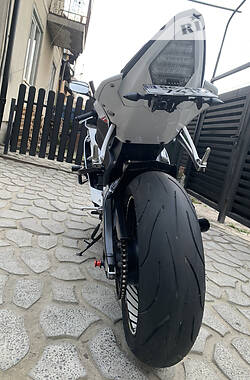 Спортбайк Yamaha YZF R6 2016 в 