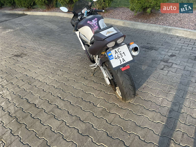 Спортбайк Yamaha YZF R6 2003 в Ковеле фото 3 Спортбайк Yamaha YZF R6 2003 в Ковеле