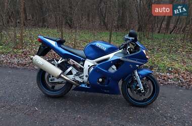 Спортбайк Yamaha YZF R6 2000 в 