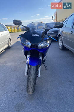 Спортбайк Yamaha YZF R6 2002 в 