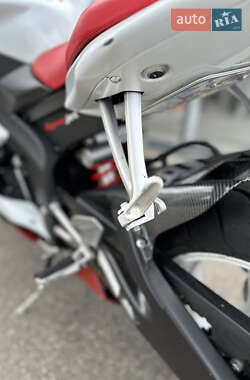 Спортбайк Yamaha YZF R6 2007 в 