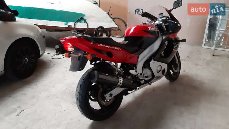 Спортбайк Yamaha YZF R6 2000 в Києві