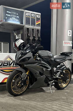 Спортбайк Yamaha YZF R6 2008 в Харкові