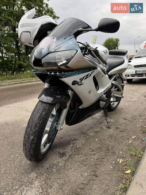 Спортбайк Yamaha YZF R6 2002 в Киеве фото 4 Спортбайк Yamaha YZF R6 2002 в Киеве
