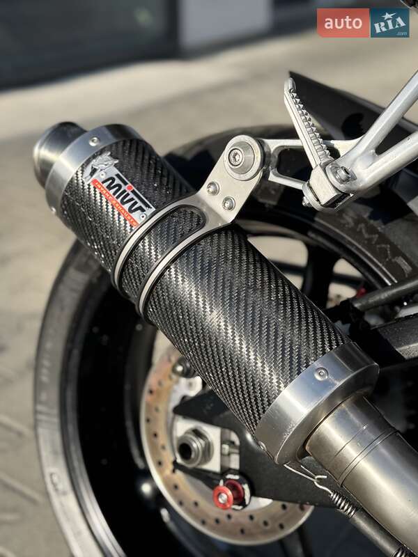 Спортбайк Yamaha YZF R6 2005 в Ровно