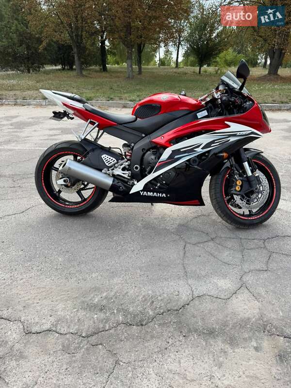 Спортбайк Yamaha YZF R6 2011 в Верхньодніпровську
