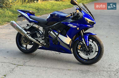 Спортбайк Yamaha YZF R6 2005 в 