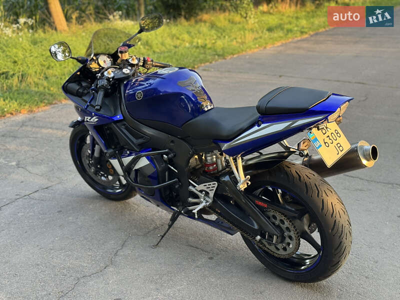 Спортбайк Yamaha YZF R6 2005 в Ровно
