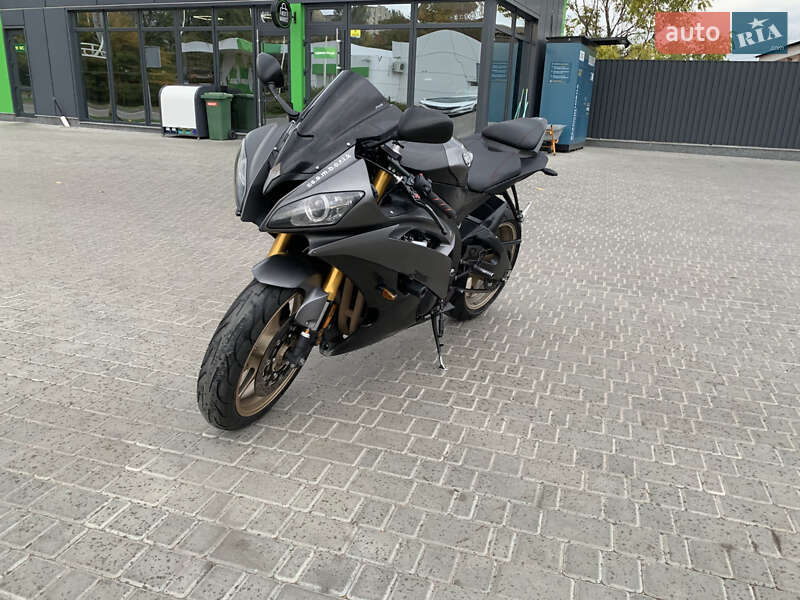 Спортбайк Yamaha YZF R6 2014 в Кропивницькому фото 6 Спортбайк Yamaha YZF R6 2014 в Кропивницькому