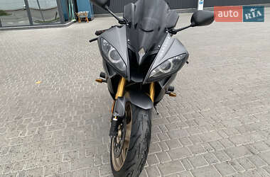 Спортбайк Yamaha YZF R6 2014 в 