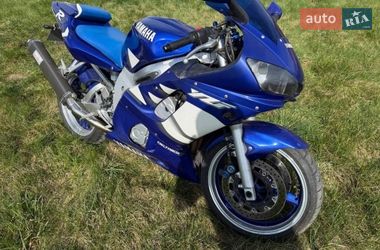 Спортбайк Yamaha YZF R6 2000 в Звягеле