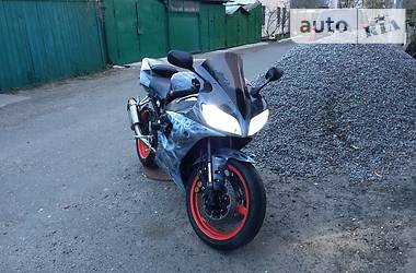 Спортбайк Yamaha YZF-R 2003 в Киеве